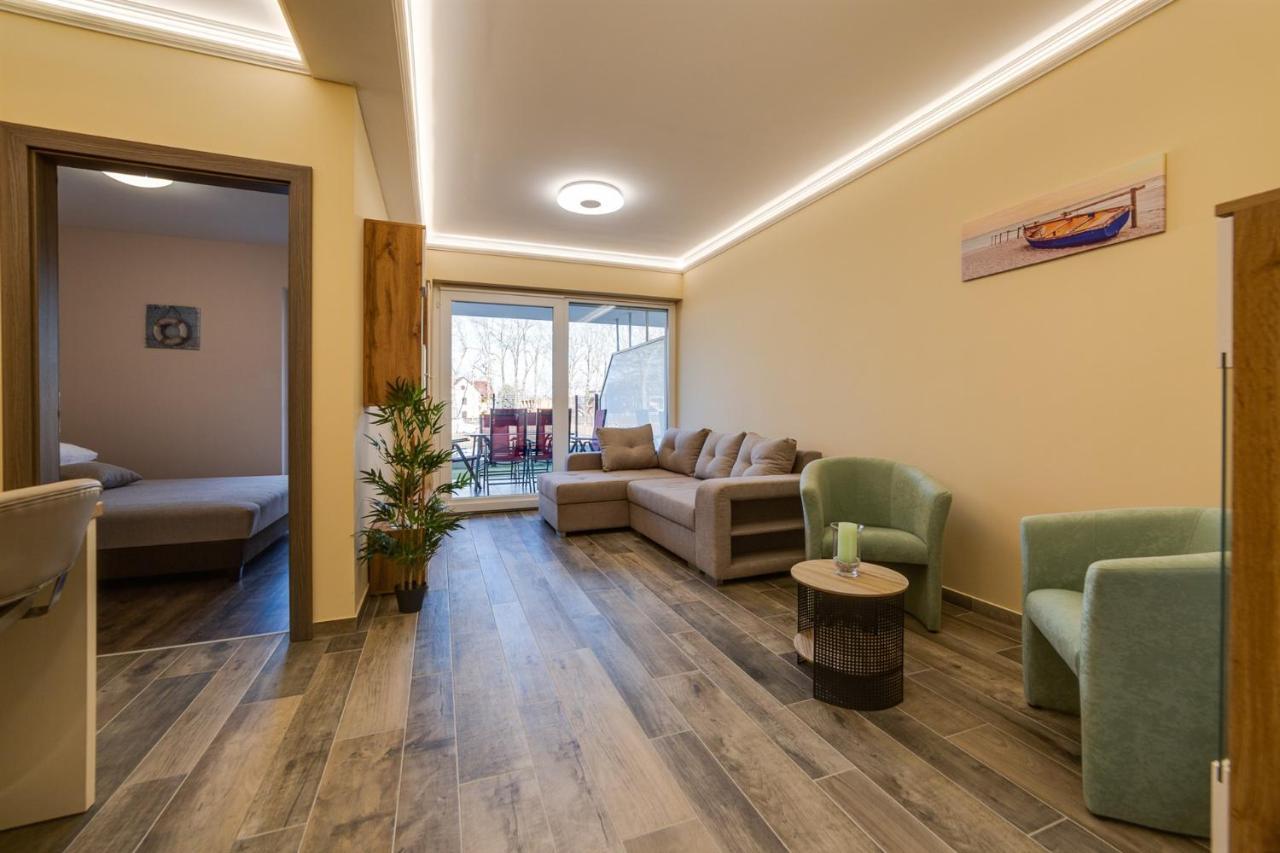Forest Foeldvar Apartmanok By Bltn Balatonfoldvar Exterior photo